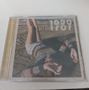 1989 (Taylor's Version) Sunrise Boulevard Yellow Edition Deluxe CD New Unopened